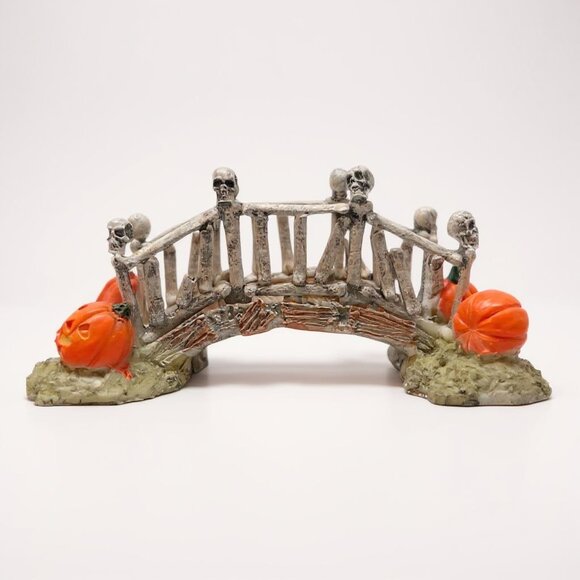 Lemax Halloween Village Bridge Of Bones Figurine With Pumpkins - Picture 1 of 11
